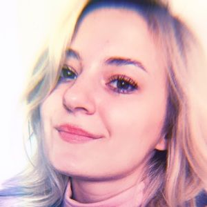 Meet your Posher, Karina